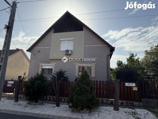 Eladó 183 nm-es ház Maglód