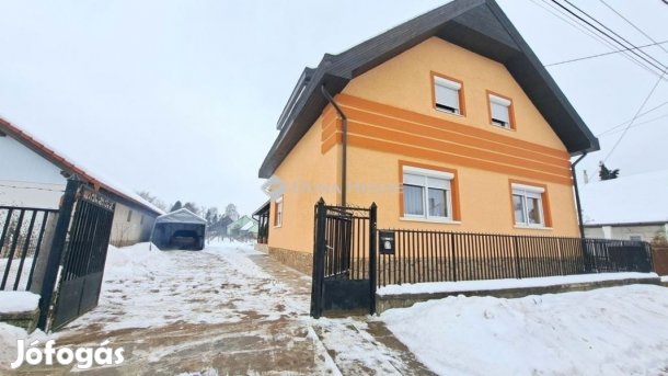 Eladó 188 nm-es ház Őrbottyán