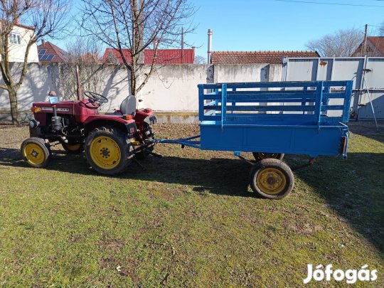 Eladó 18 le kínai kis traktor felszereléssel, műszaki vizsgával