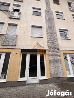 Eladó 18 nm-es Üzlet Gyula