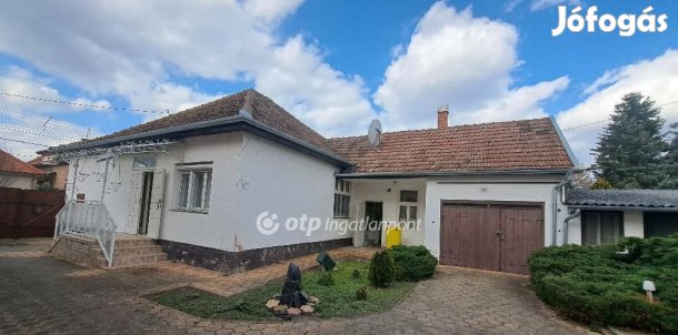Eladó 192 nm-es ház Gyula