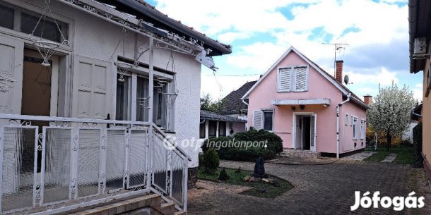 Eladó 192 nm-es ház Gyula
