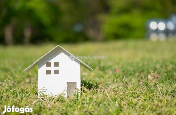 Eladó 1939 nm-es telek Szeged