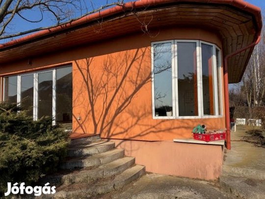 Eladó 193 nm-es Családi ház Nagytarcsa