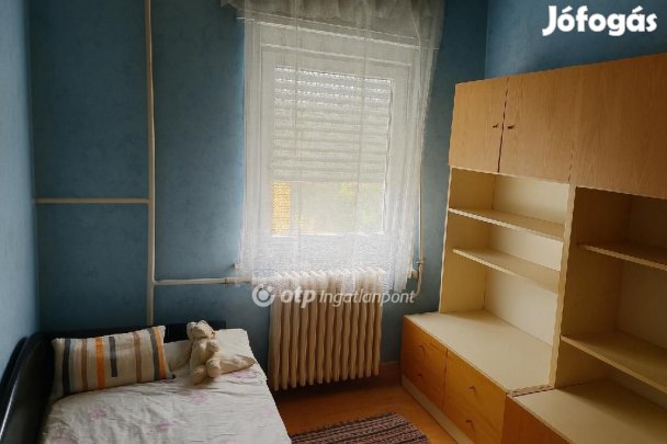 Eladó 195 nm-es ház Szigethalom