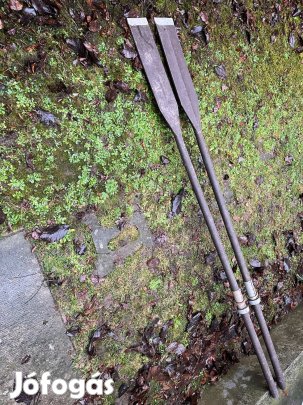 Eladó 1 pár jó állapotú 220cm-es fa csónak evező evezőlapát villával