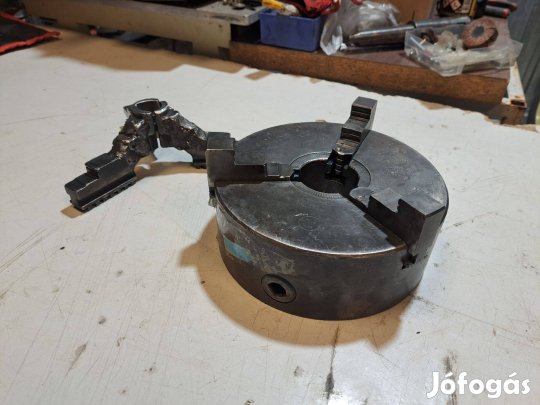 Eladó 200 -as 3 pofás esztergatokmány / eszterga tokmány 200/3