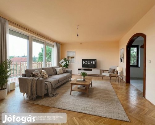 Eladó 200 nm-es ház Pécs