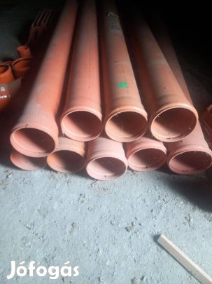 Eladó 200as tokos PVC csövek+ idomok