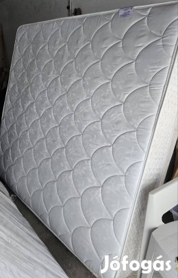 Eladó 200x180 matrac
