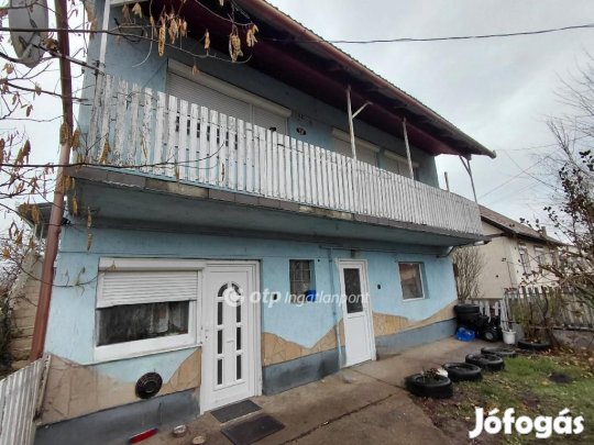 Eladó 201 nm-es ház Tarnaörs