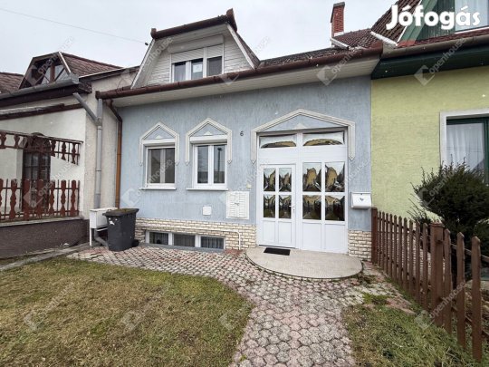 Eladó 204 nm-es ház Bük