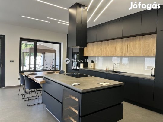 Eladó 205 nm-es ház Nyíregyháza