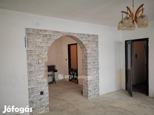 Eladó 208 nm-es ház Dunaharaszti