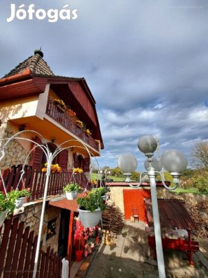 Eladó 210 nm-es Felújítandó Családi ház Kaposvár