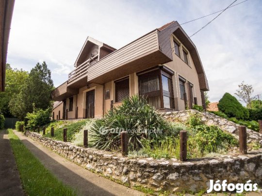 Eladó 210 nm-es ház Hajdúszoboszló