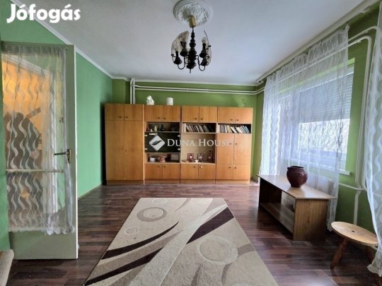 Eladó 213 nm-es ház Gyömrő