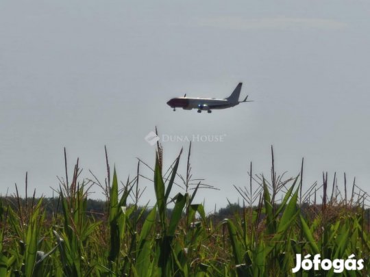 Eladó 21433 nm-es telek Vecsés