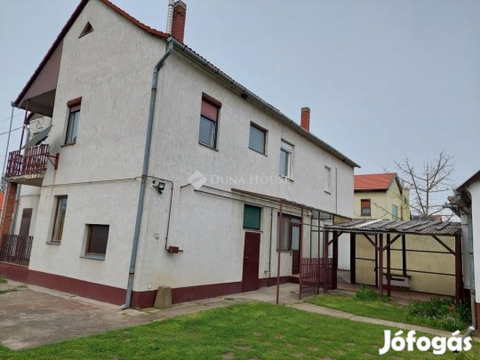 Eladó 220 nm-es ház Vaskút