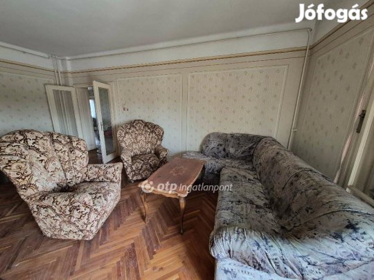 Eladó 240 nm-es ház Kál