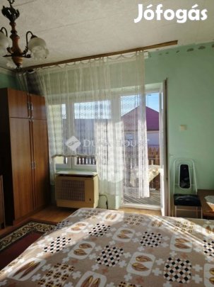 Eladó 240 nm-es ház Ópályi