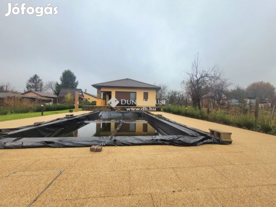 Eladó 241 nm-es ház Kerepes