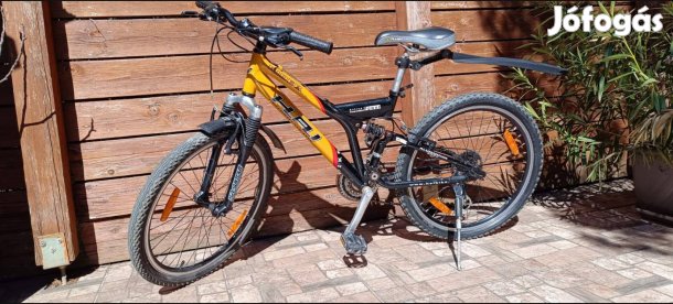 Eladó 24-es gyermek bicikli, kerékpár