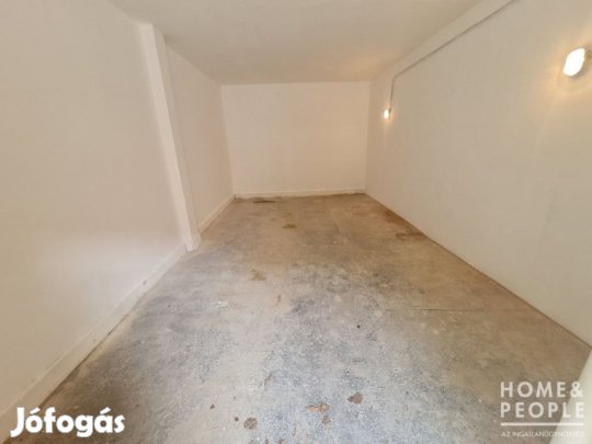 Eladó 25 nm-es Garázs Hódmezővásárhely