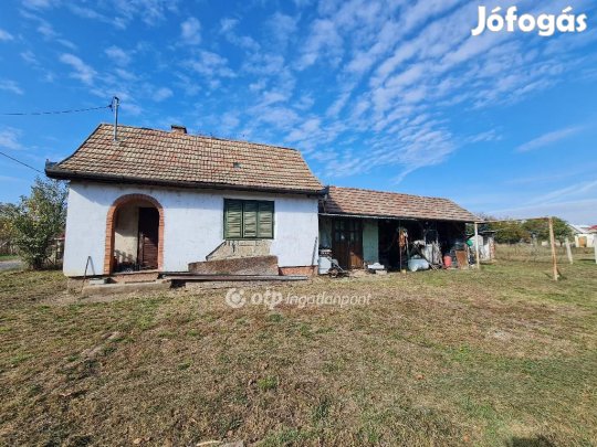 Eladó 25 nm-es ház Hajdúszoboszló