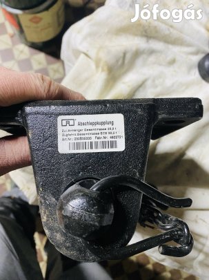 Eladó 25 tonnás vonó fej  