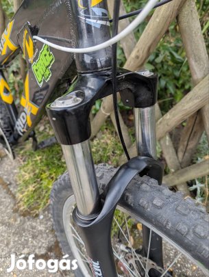 Eladó 26" Dirt kerékpár 