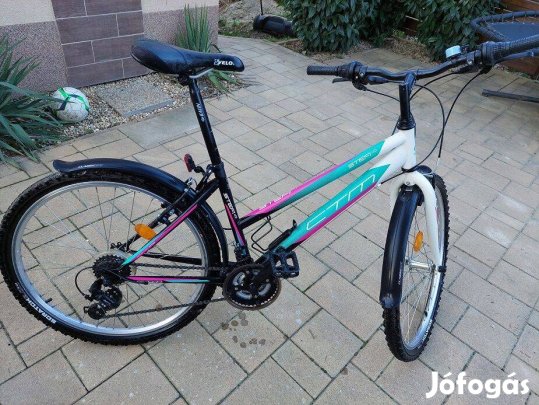 Eladó 26" női kerékpár