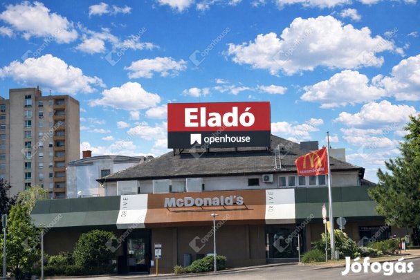 Eladó 270 nm-es telek Székesfehérvár