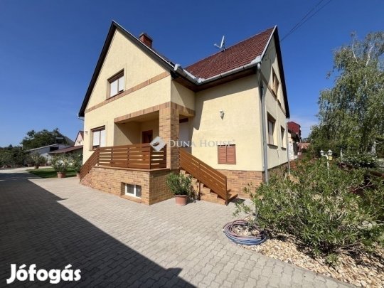 Eladó 279 nm-es ház Kecskemét