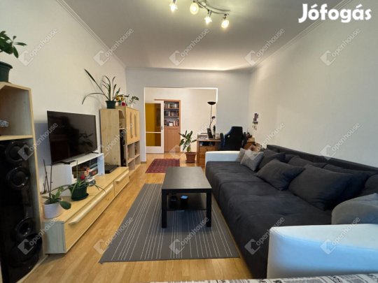 Eladó 2. emeleti lakás Győr Nádorvárosban