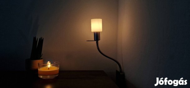 Eladó 2 db fali lámpa 