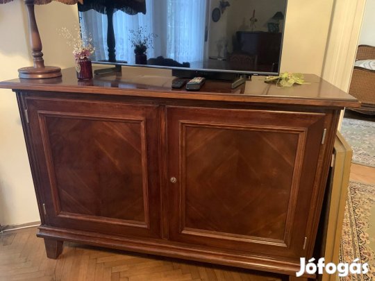 Eladó 2 db kiváló állapotú neobarokk komód
