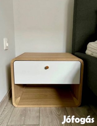 Eladó 2 db modern éjjeliszekrény