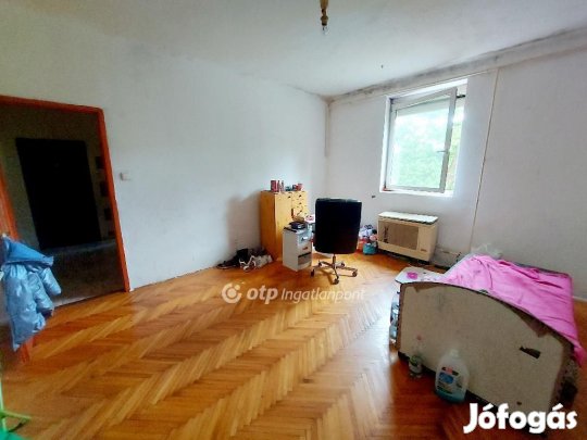 Eladó 2 szobás Lakás, Miskolc-Pereces