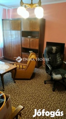 Eladó 2 szobás lakás Kecskeméten, a Széchenyivárosban!