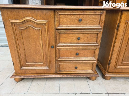 Eladó 2db Tölgy komód. Ár/ 1db Bútor szép állapotú. Méretek: 94 cm x