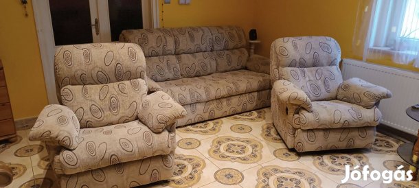 Eladó 2db fotel kanapéval