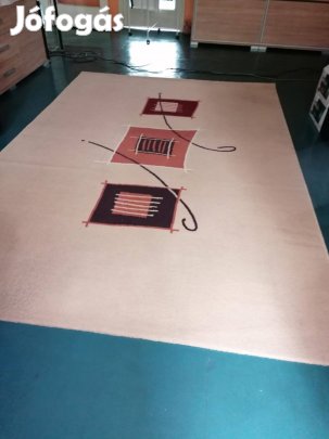 Eladó 300 x 200 szőnyeg