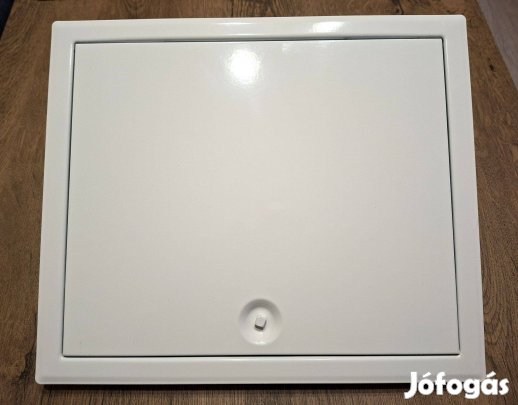 Eladó 300x250 fém szerelő ajtó vadonatúj állapotban