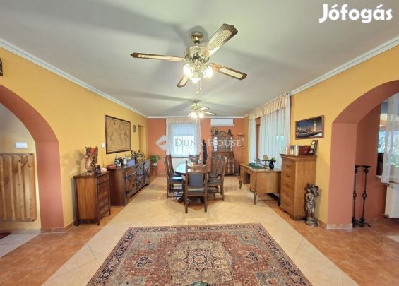 Eladó 307 nm-es ház Seregélyes