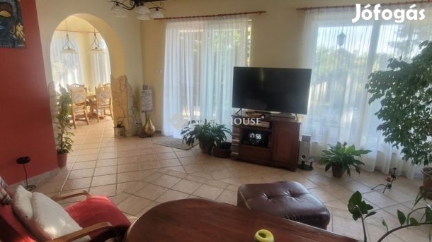 Eladó 308 nm-es ház Szada