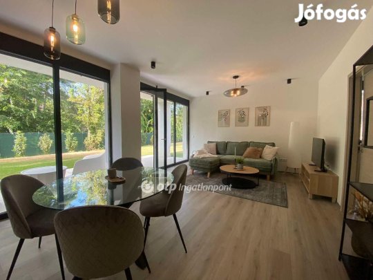 Eladó 31 nm-es lakás Balatonfenyves