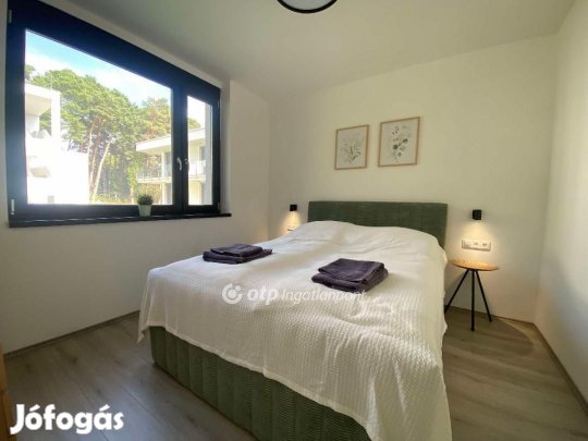 Eladó 31 nm-es lakás Balatonfenyves