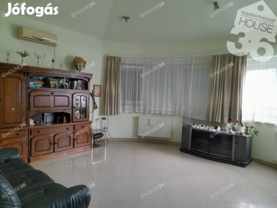 Eladó 320 nm-es ház Barcs