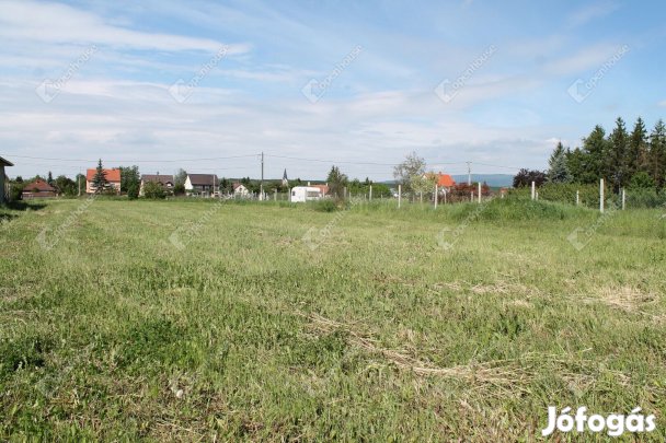 Eladó 3363 nm-es telek Gyöngyösfalu